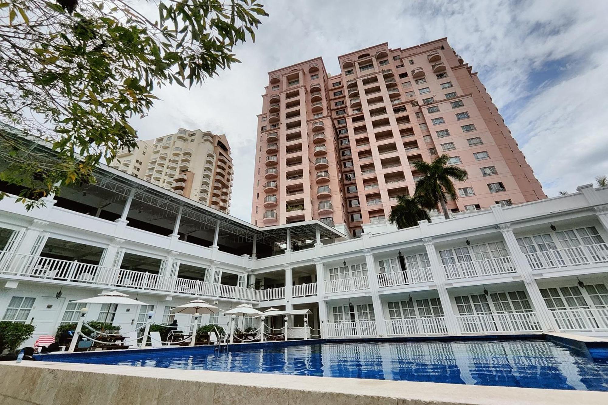 The Mark Resort Cebu Lapu-Lapu City Exterior photo